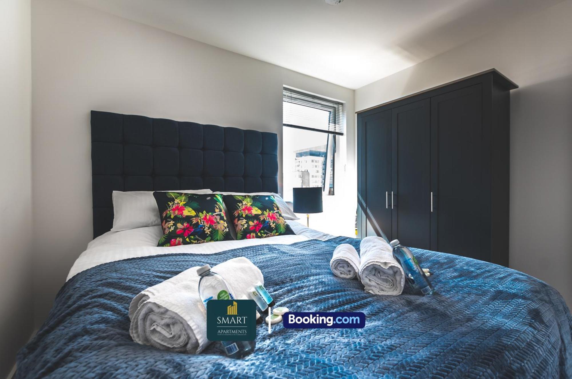 Relaxing Atlantic Mansions By Smart Apartments Short Lets & Serviced Accommodation Apartment Southampton With Free Wifi Экстерьер фото